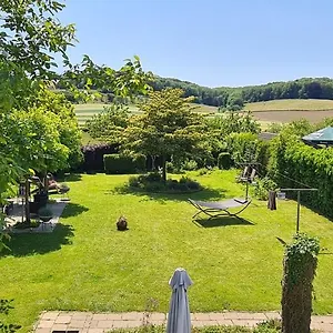 roos-guesthouse-holiday-appartements.valkenburgaandegeul-hotels.com/